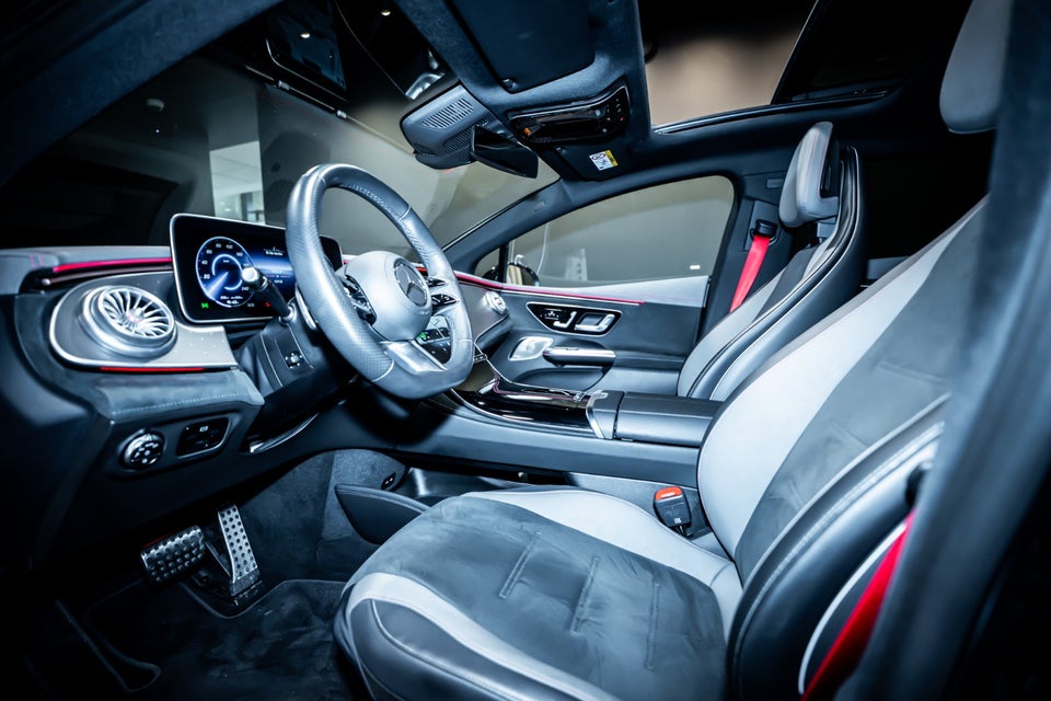 Mercedes EQE350 AMG Line 4d