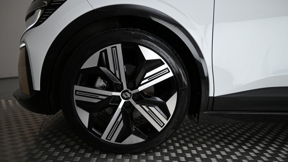 Renault Megane E-Tech 60 Iconic 5d