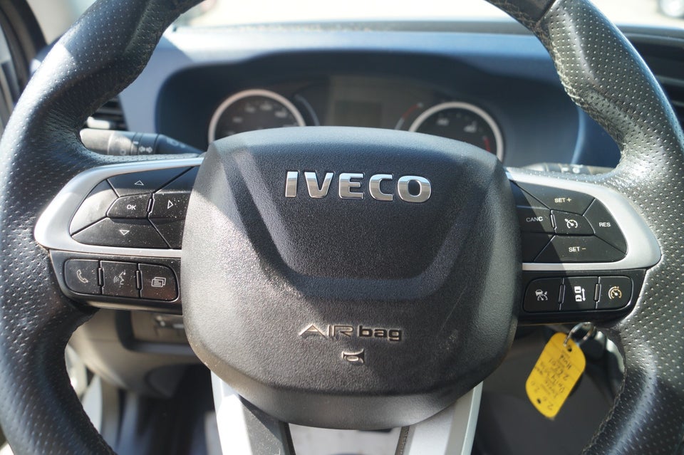 Iveco Daily 2,3 35S16 12m³ Van AG8