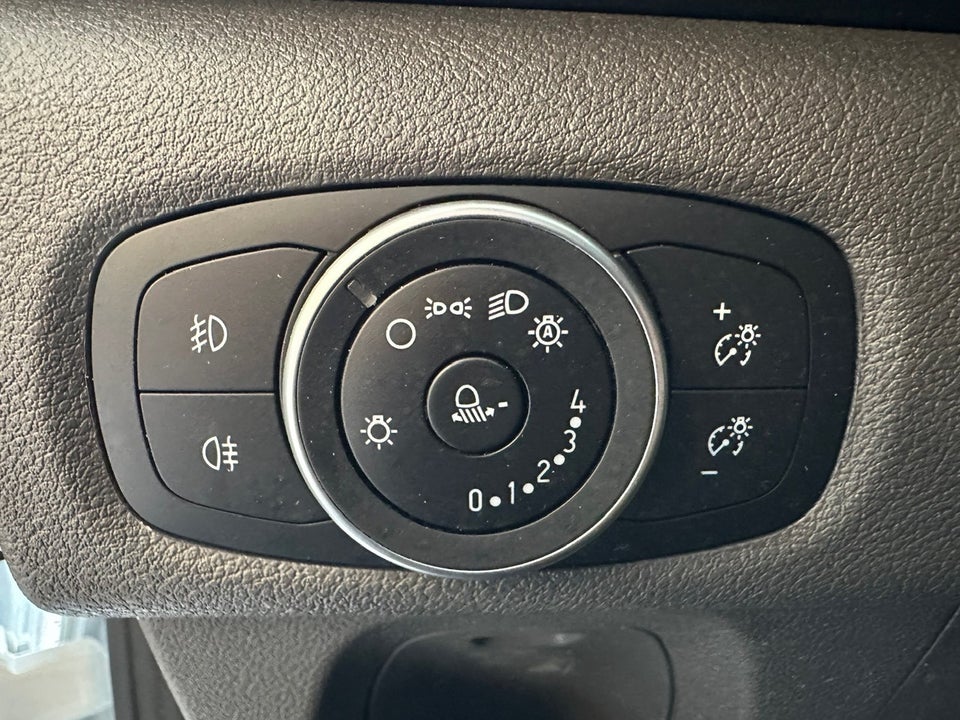 Ford Transit Custom 300 L1 2,0 TDCi 130 Trend
