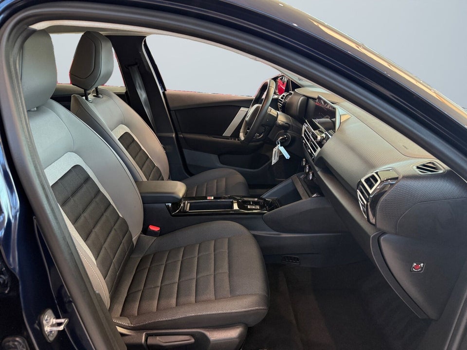 Citroën ë-C4 X 54 Plus 4d