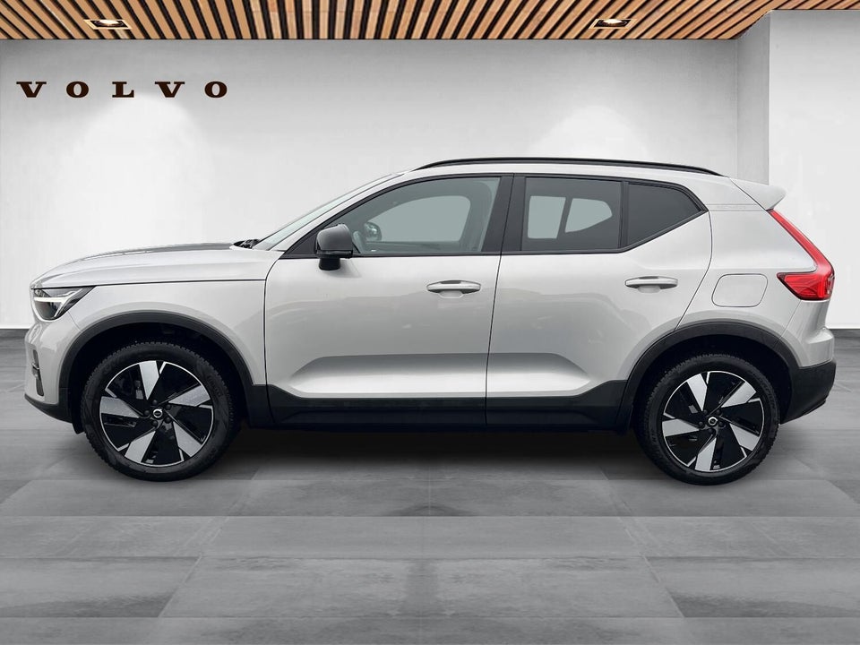Volvo XC40 ReCharge Extended Range Plus 5d