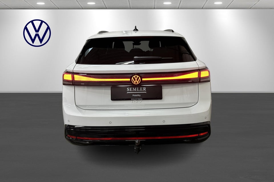 VW ID.7 77 Style+ Tourer 5d