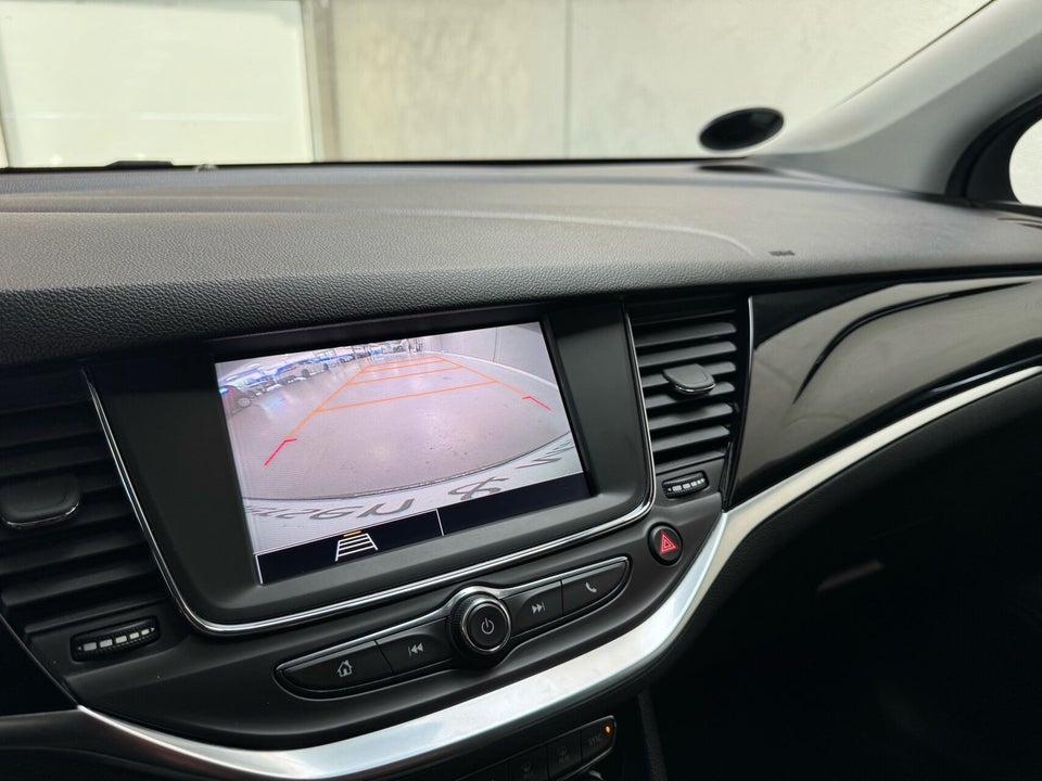Opel Astra 1,2 T 110 Elegance 5d