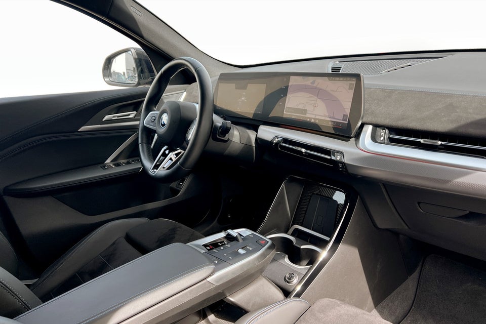 BMW iX2 eDrive20 M-Sport Premium 5d
