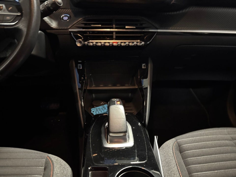 Peugeot e-208 50 Active 5d