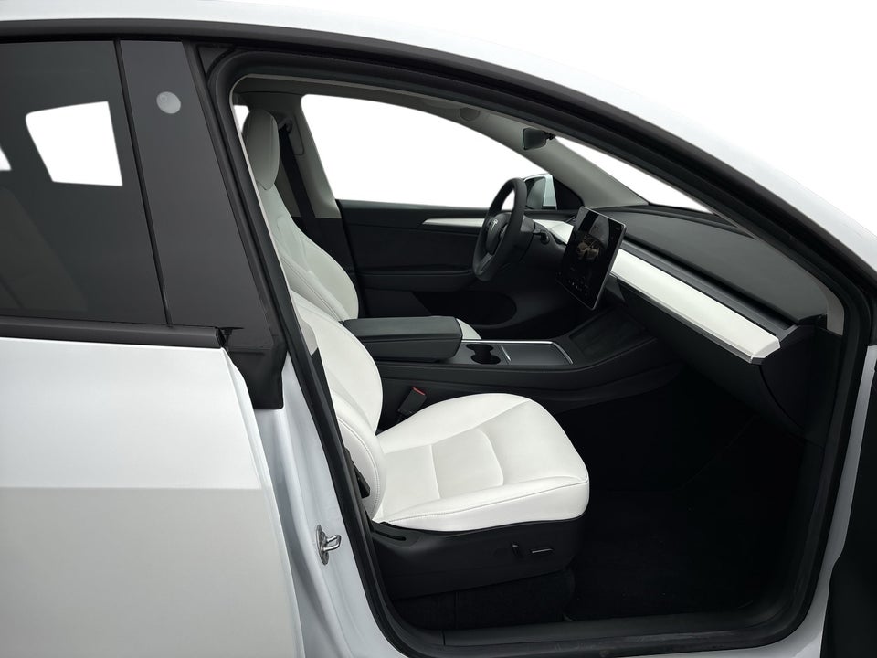 Tesla Model Y Long Range AWD 5d