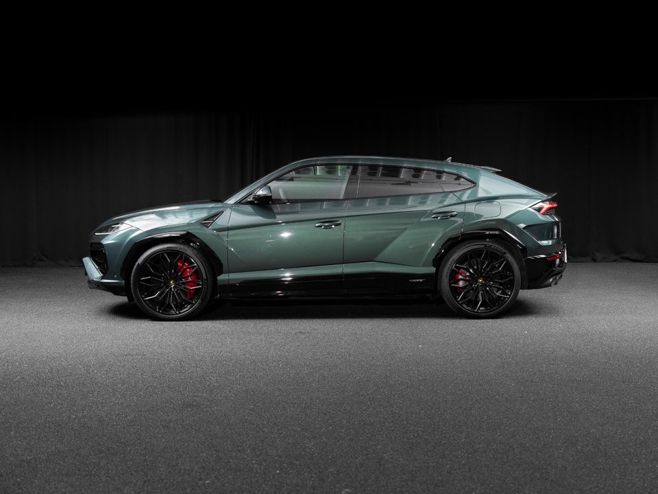 Lamborghini Urus 4,0 SE 5d