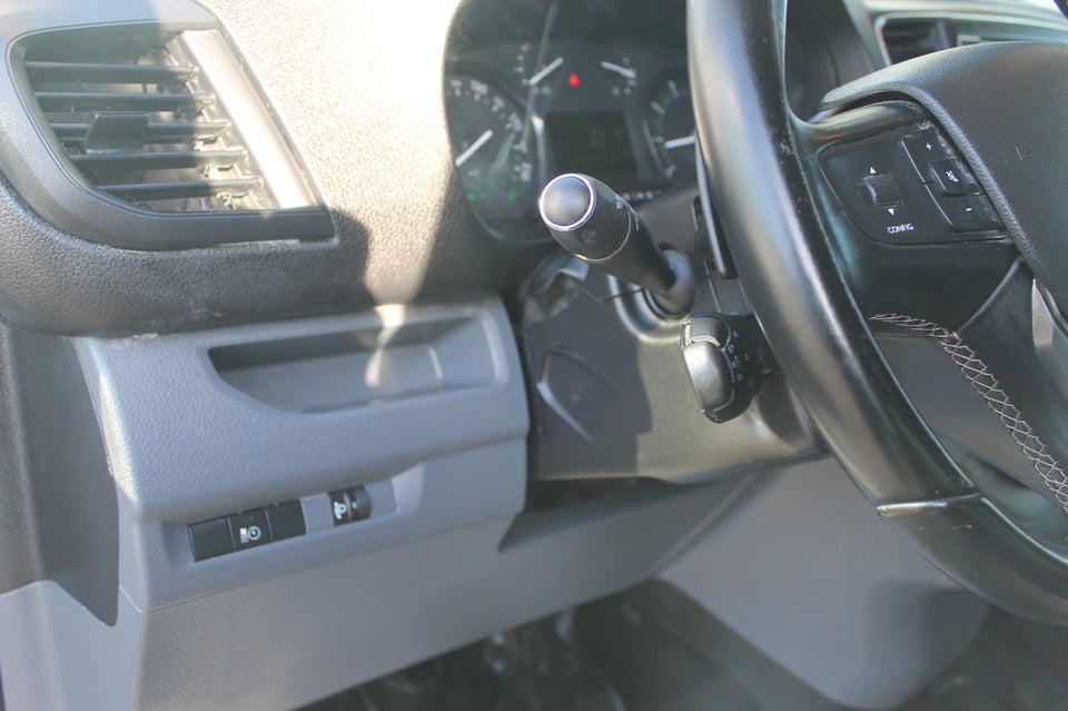 Citroën Jumpy 2,0 BlueHDi 122 L2 MasterLine EAT8