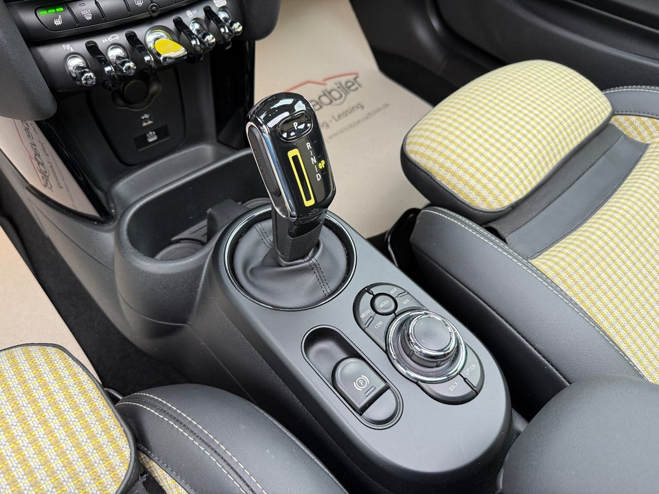 MINI Cooper SE Resolute Edition 3d