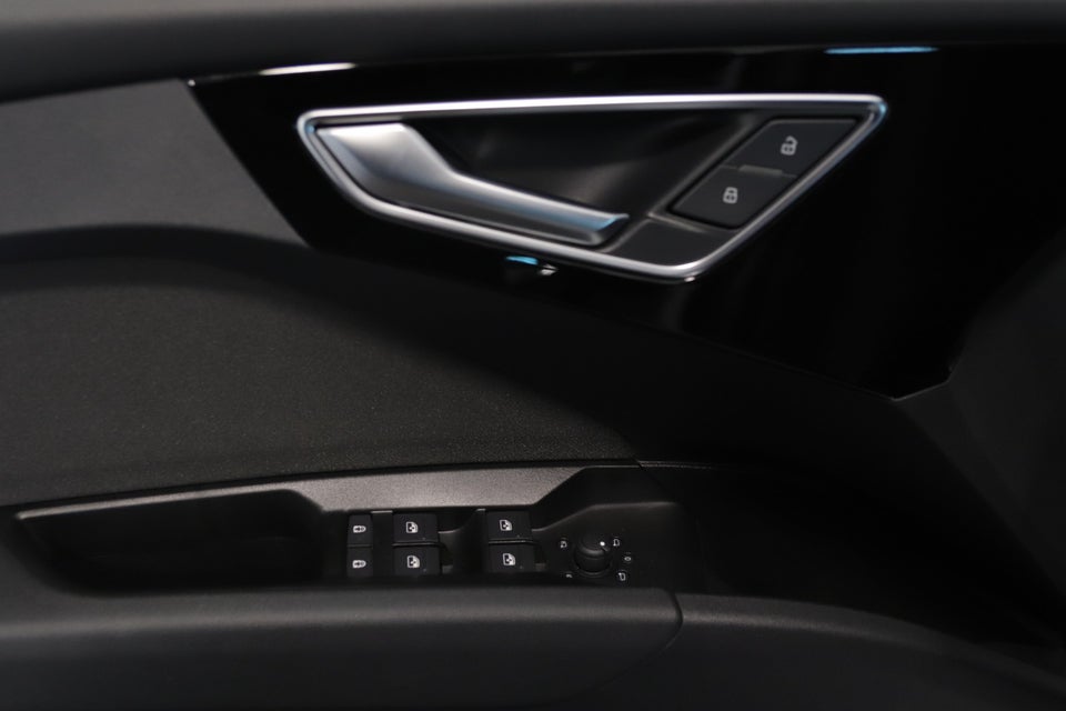 Audi Q4 e-tron 35 Advanced Sportback 5d