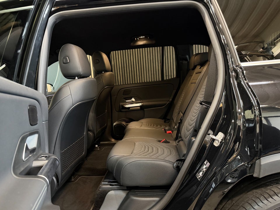 Mercedes EQB300 Progressive Advance 4Matic 5d