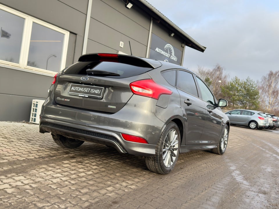 Ford Focus 1,0 SCTi 125 ST-Line 5d