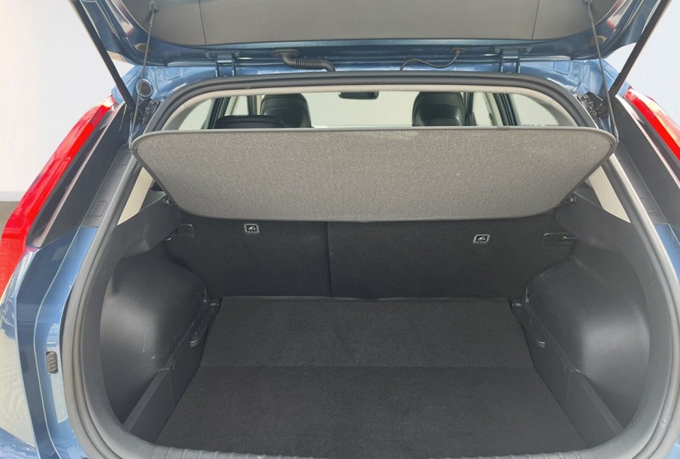 Kia Niro 64 EV Access Plus 5d