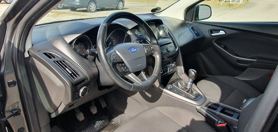 Ford Focus 1,0 SCTi 125 Business stc. 5d