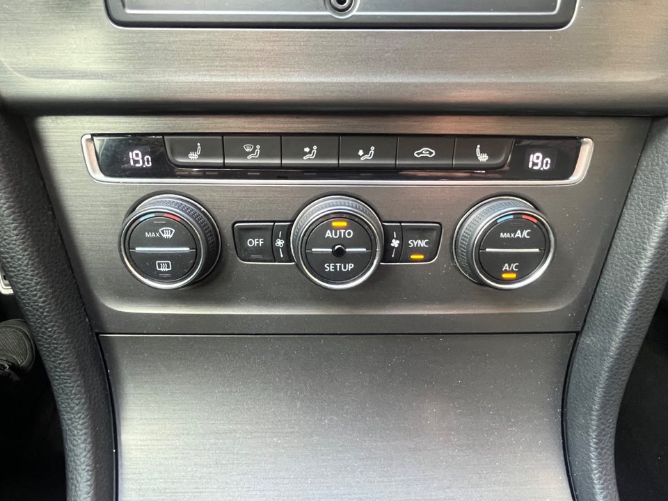 VW Golf VII 1,4 TSi 122 Comfortline BMT 5d