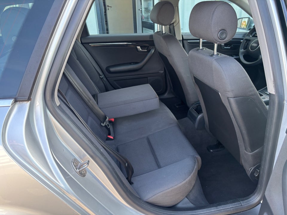 Audi A4 2,0 Avant Multitr. 5d