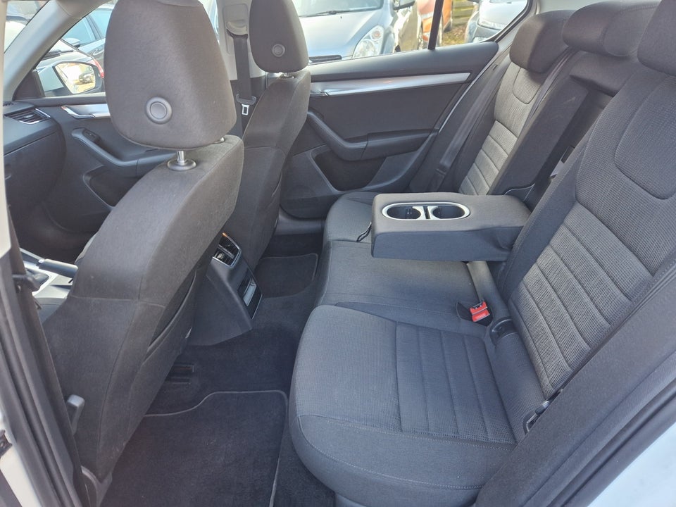 Skoda Octavia 1,4 TSi 140 Elegance DSG 5d