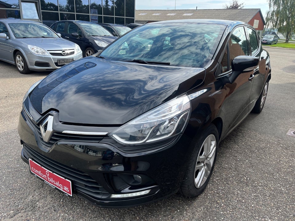 Renault Clio IV 1,5 dCi 90 Zen 5d