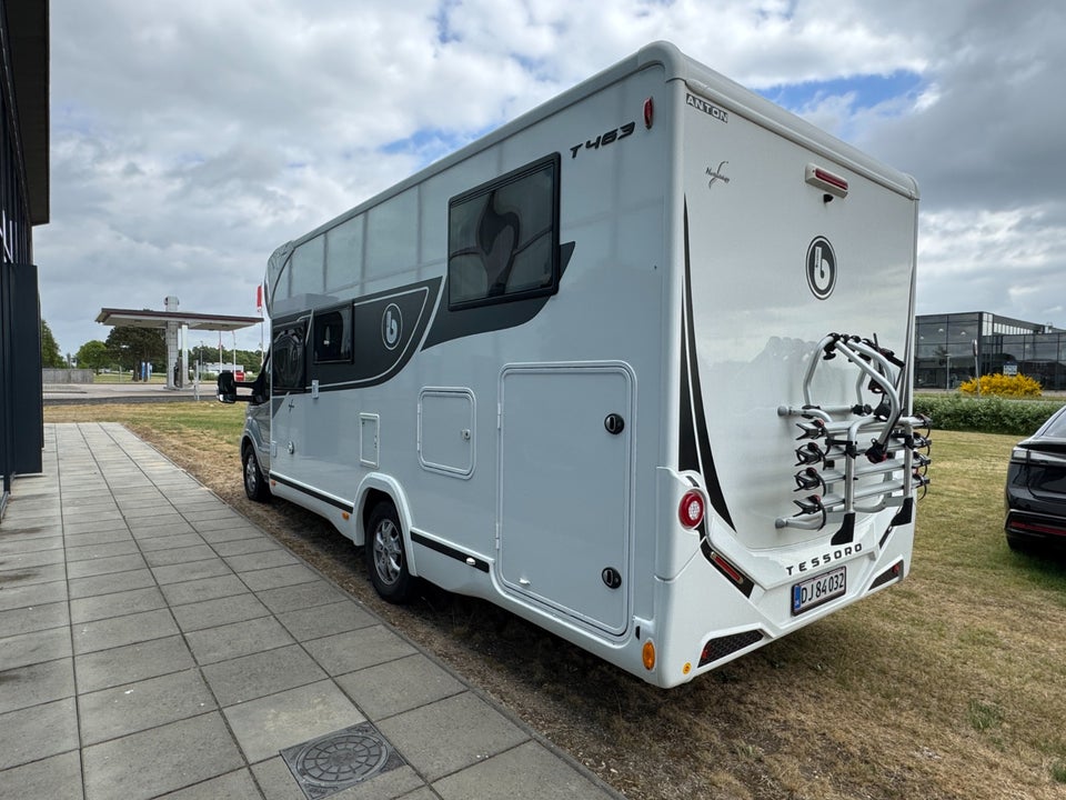 Ford Benimar 2,0 Tessoro 463 aut. 3d