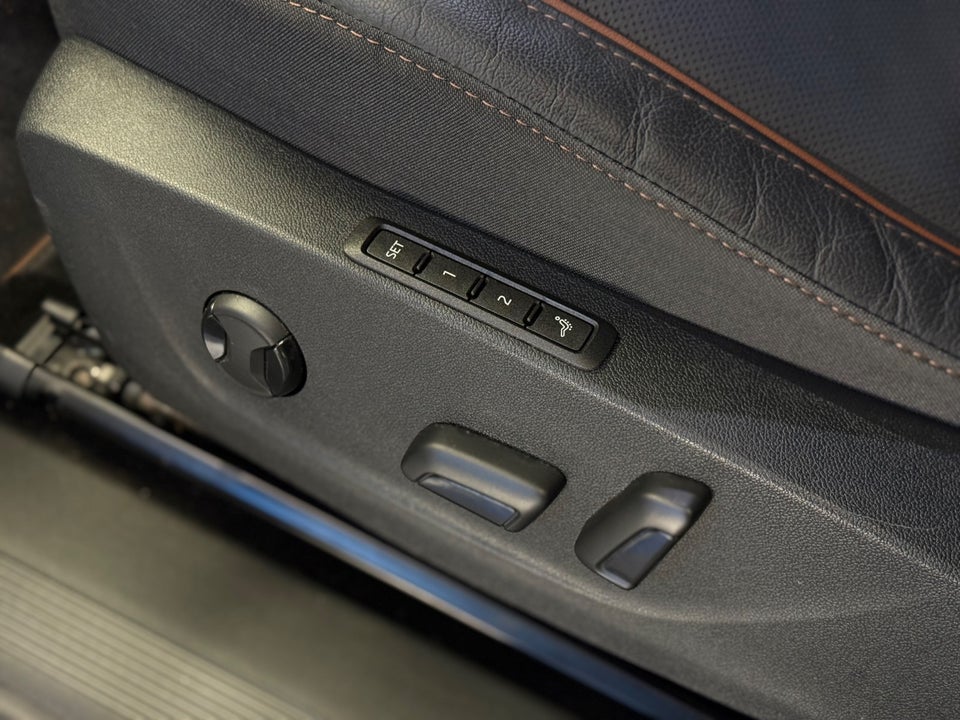 Skoda Enyaq 85 iV Laurin & Klement 5d