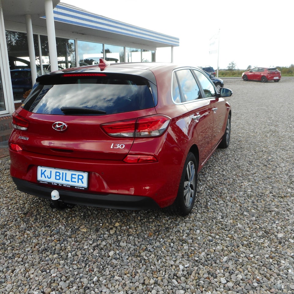 Hyundai i30 1,6 CRDi 136 Premium DCT 5d