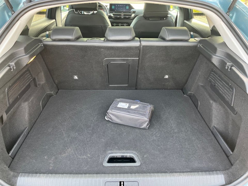 Citroën ë-C4 50 Shine Sport 5d