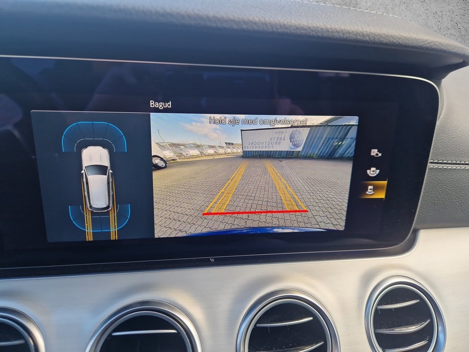 Mercedes E300 de 2,0 AMG Line stc. aut. 5d