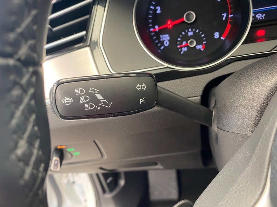 VW Passat 1,5 TSi 150 Elegance+ Variant DSG 5d