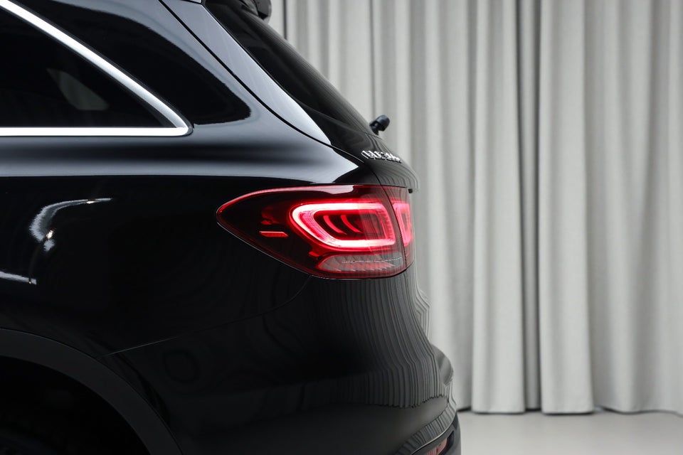 Mercedes GLC300 e 2,0 AMG Line aut. 4Matic 5d