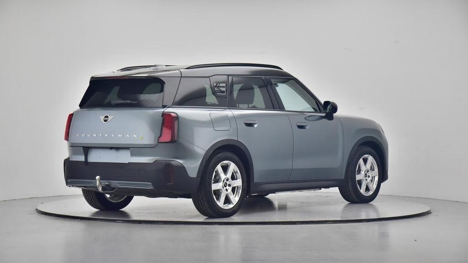 MINI Countryman SE Classic Trim M+ ALL4 5d