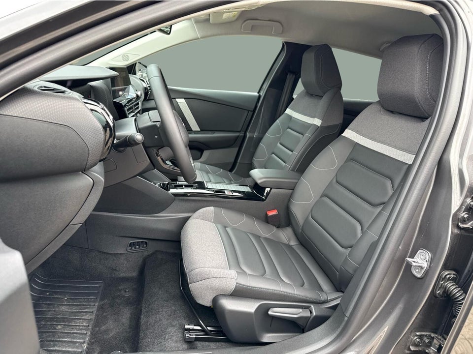 Citroën ë-C4 X 50 Max 4d