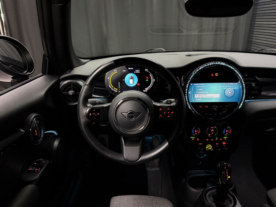 MINI Cooper SE Classic Trim 3d