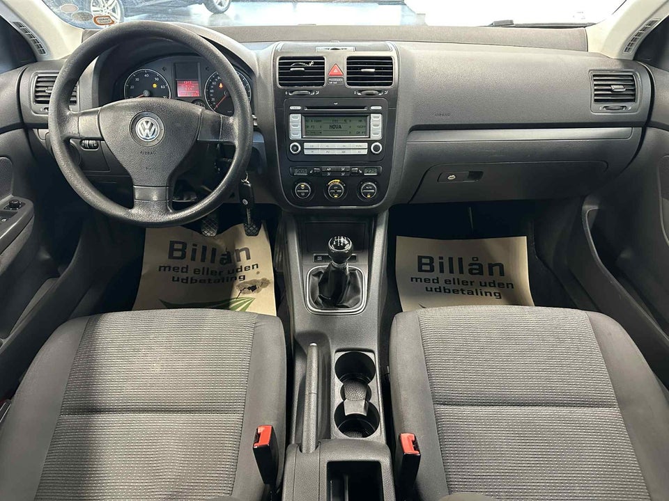 VW Golf V 1,6 Trendline Variant 5d