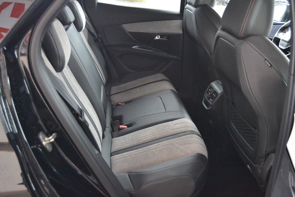 Peugeot 3008 1,6 Hybrid GT Black Pack EAT8 5d