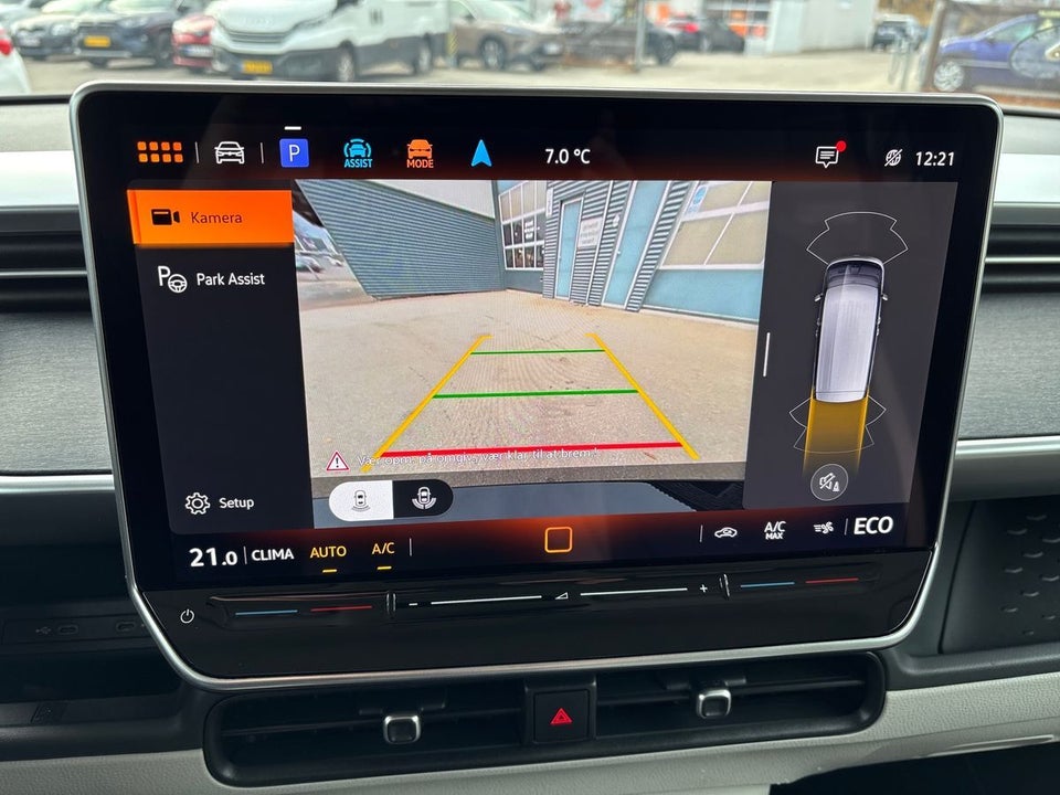 VW ID.Buzz 77 Pro SWB 5d