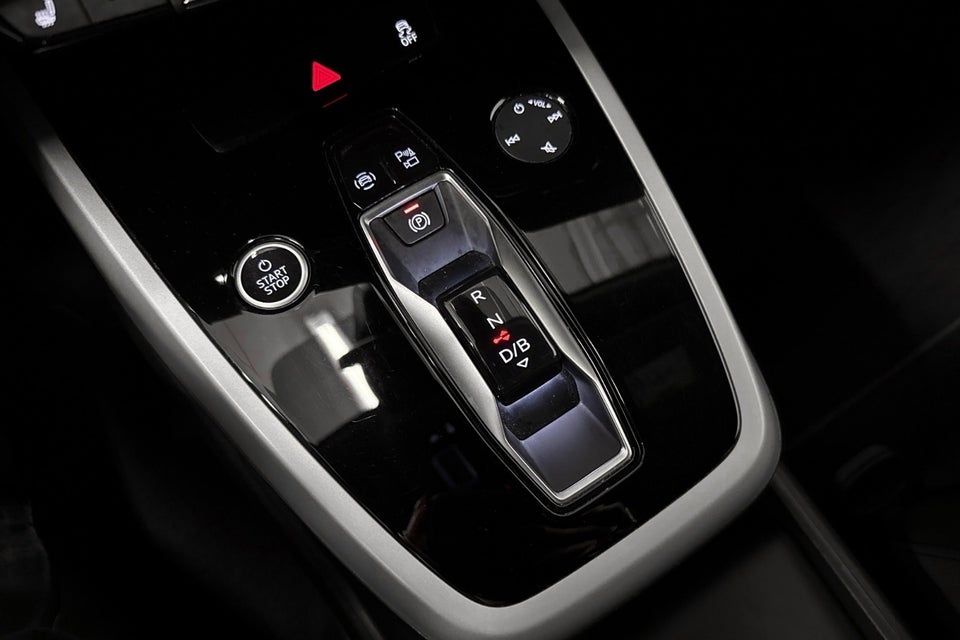 Audi Q4 e-tron 40 Attitude 5d