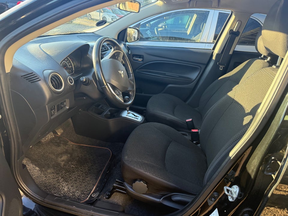 Mitsubishi Space Star 1,2 Intense CVT 5d