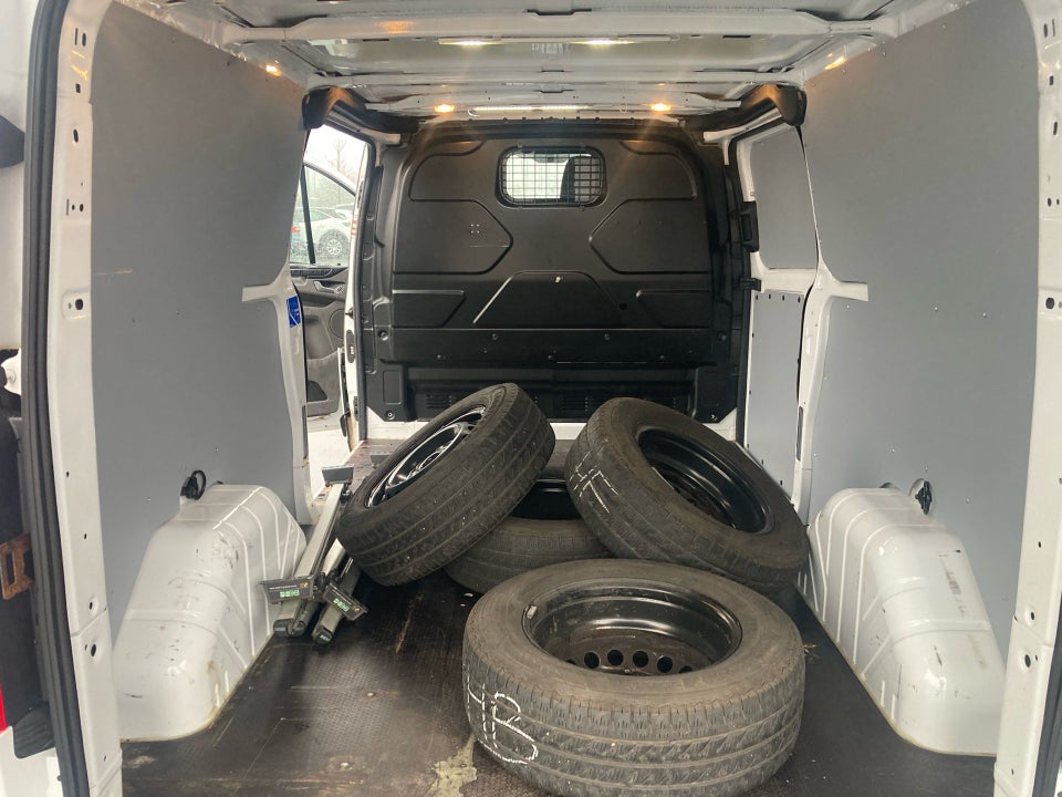 Ford Transit Custom 320L 2,0 TDCi 130 Trend