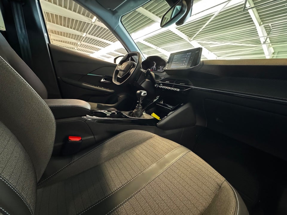 Peugeot 208 1,2 PureTech 100 Selection Sport 5d