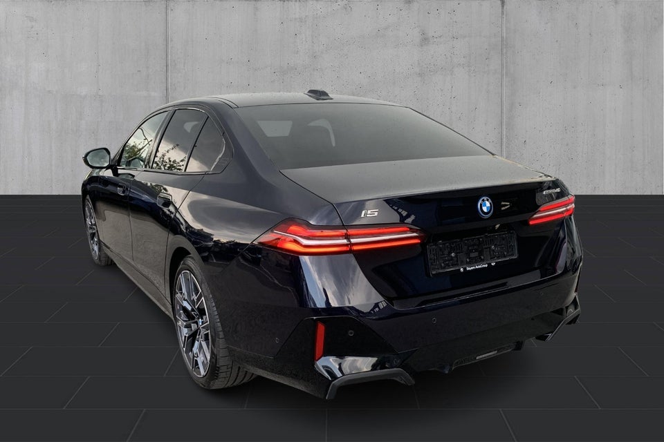 BMW i5 eDrive40 M-Sport 4d