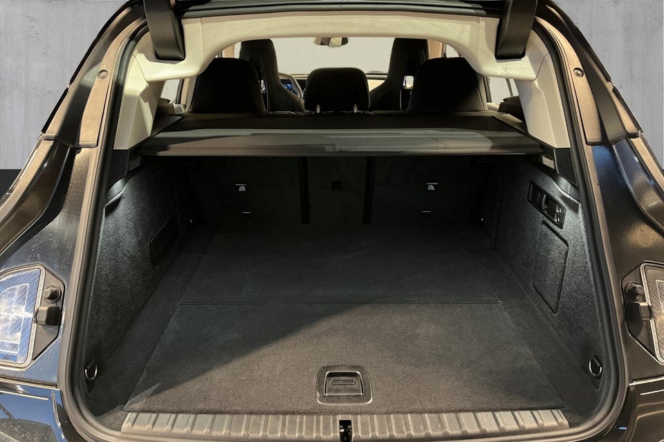 BMW iX xDrive40 Sport 5d