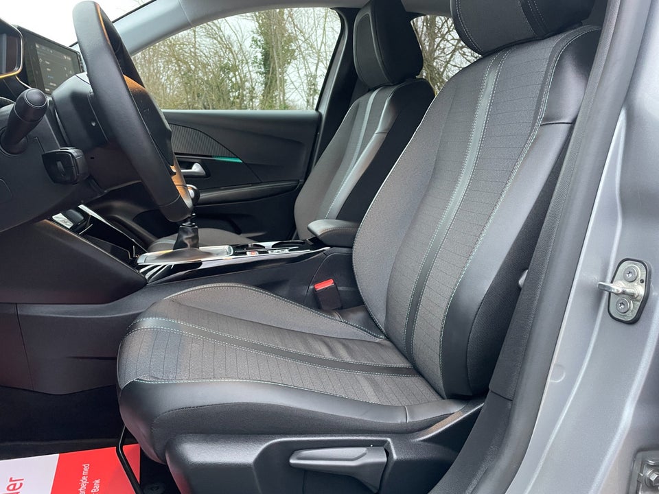 Peugeot 208 1,2 PureTech 100 Allure 5d