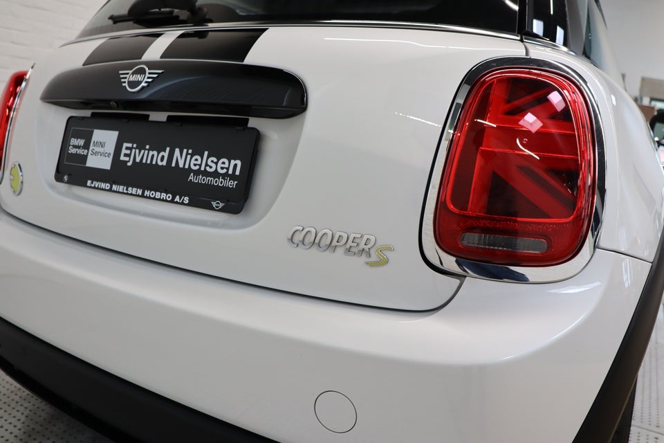 MINI Cooper SE Edition Premium Plus 3d