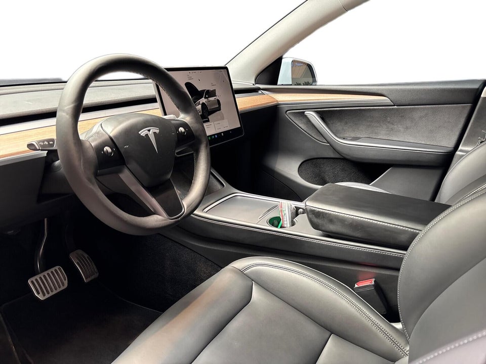 Tesla Model Y Long Range RWD 5d