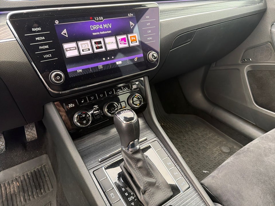 Skoda Superb 2,0 TSi 190 Business Executive Combi DSG 5d