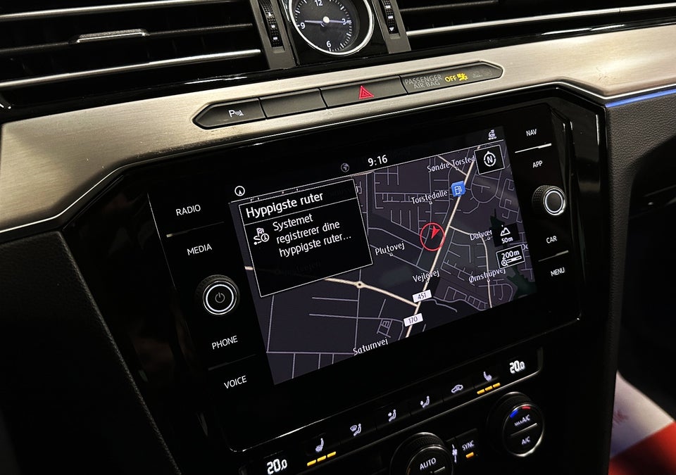 VW Passat 1,4 TSi 150 R-line Variant DSG BMT 5d