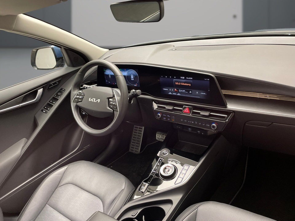 Kia Niro 64 EV Upgrade 5d