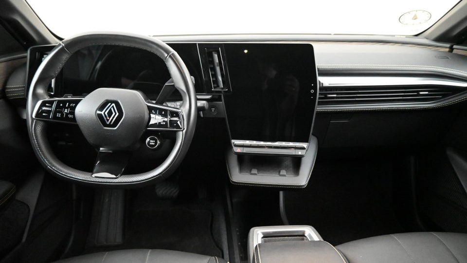 Renault Megane E-Tech 60 Iconic 5d