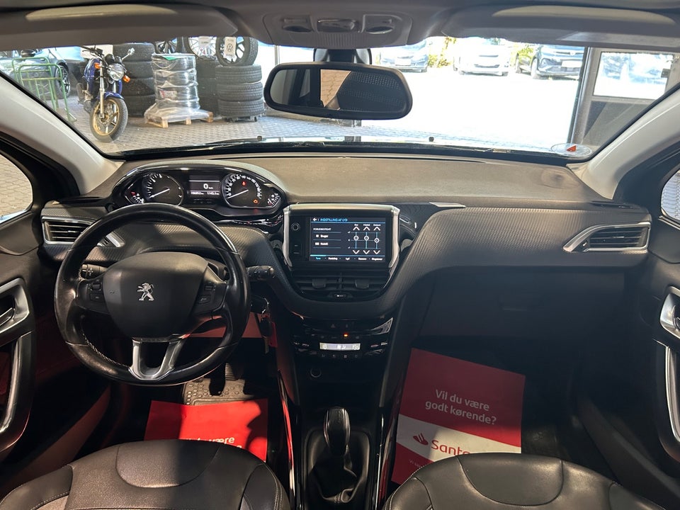 Peugeot 2008 1,2 e-THP 110 Allure 5d